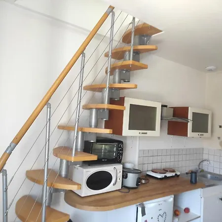 Apartment Studio Renove Avec Gout Poitiers